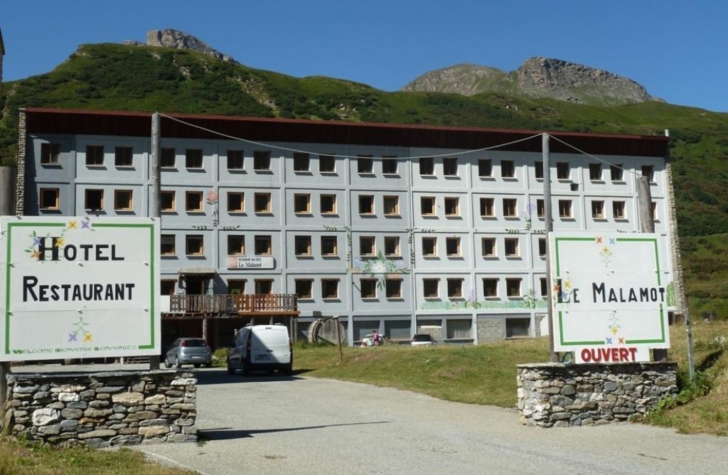 Hotel Le Malamot ล็องส์เลอบูร์-มง-เซอนี ภายนอก รูปภาพ
